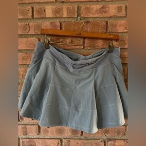 Lululemon Pace Rival Mid-Rise Skirt, size 10, chambray